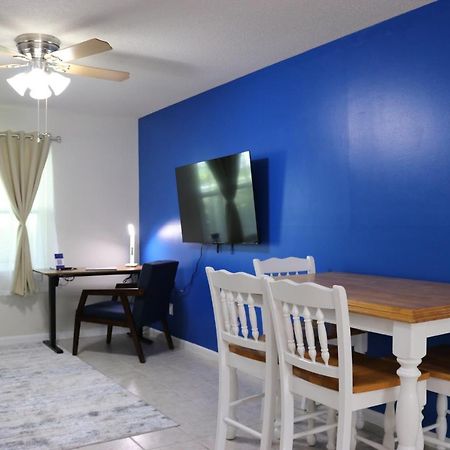 Hidden Sapphire-Apartment With Kitchen And Laundry Lakeland Kültér fotó